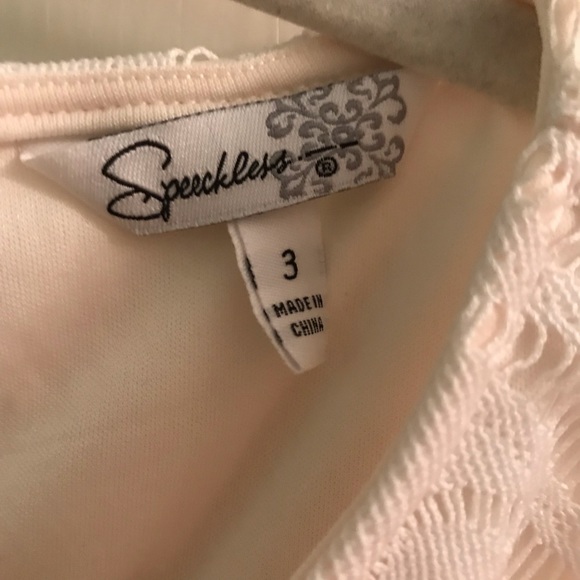 Semi formal Girly Dress! - Picture 2 of 3